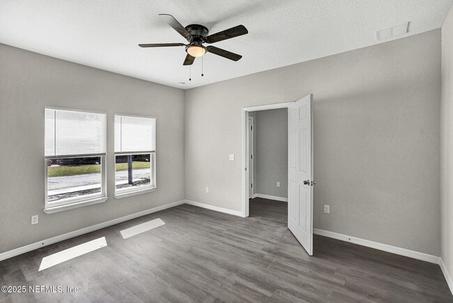 Building Photo - 6703 Bakersfield Dr