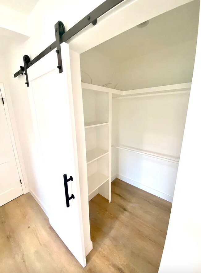 Building Photo - 13053 Venice Blvd