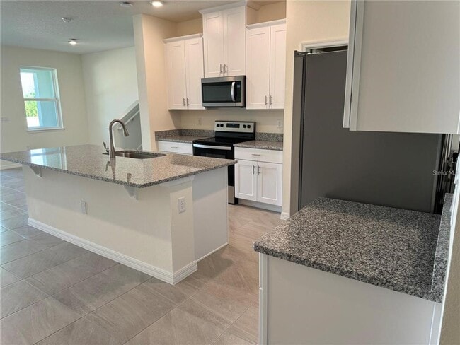 Building Photo - 4561 Small Creek Rd