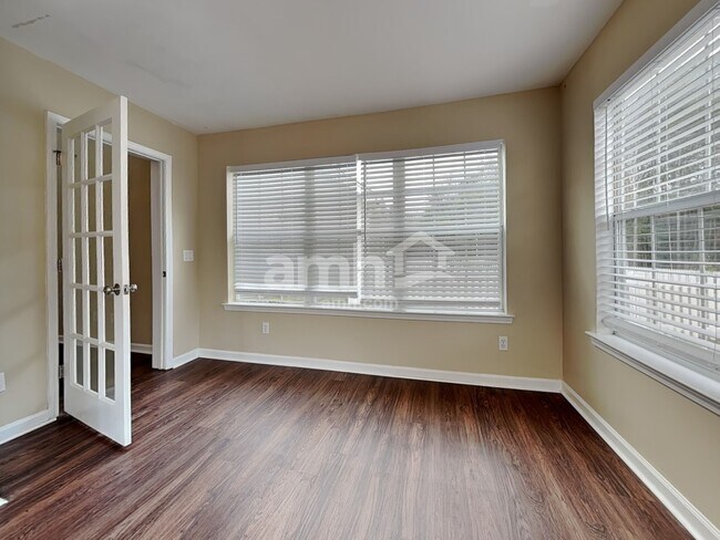 Building Photo - 2236 Blakers Blvd