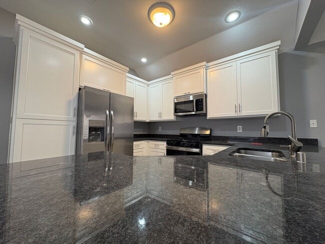 Building Photo - Home for Rent in Horizon by the Golf Course