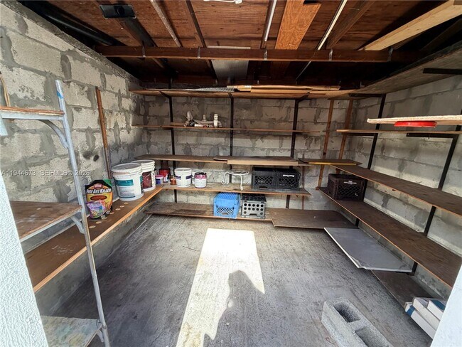 Building Photo - 11333 SW 7th Terrace