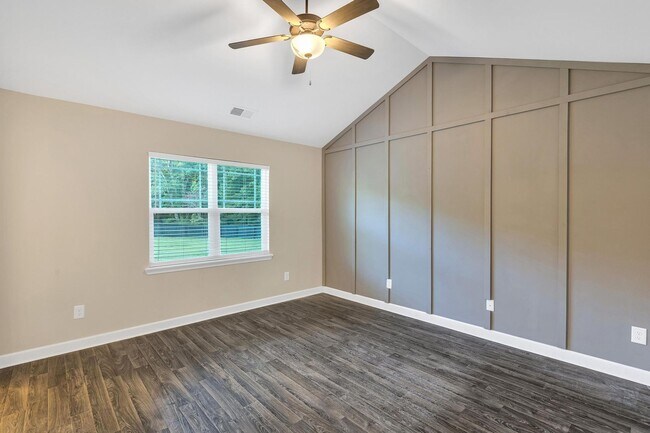 Building Photo - 630 Osprey Landing Dr