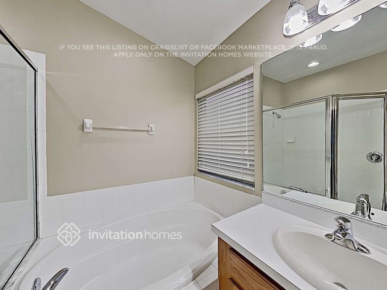 Building Photo - 3356 Rennes Ct