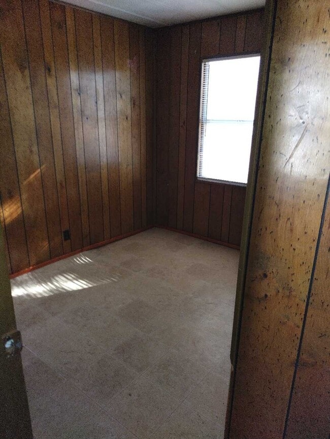 Building Photo - 14528 Annegret Dr