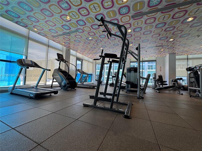 Building Photo - 31 SE 6th St