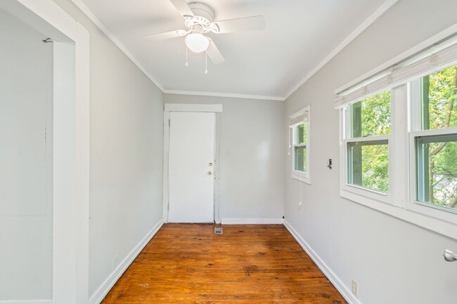 Building Photo - 4100 Garnet Dr