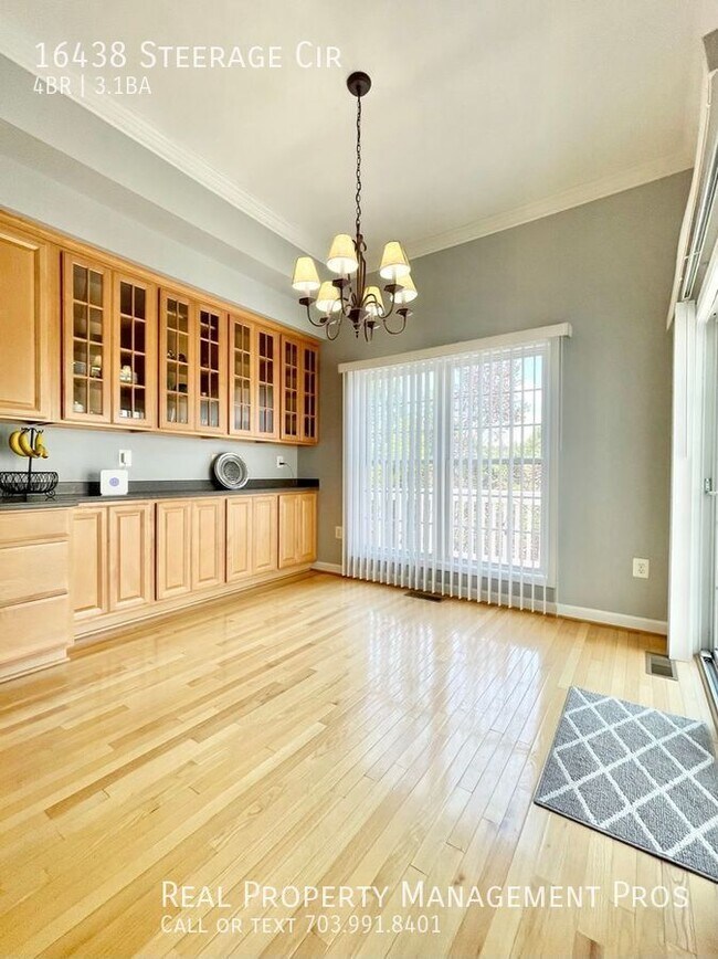 Building Photo - 16438 Steerage Cir