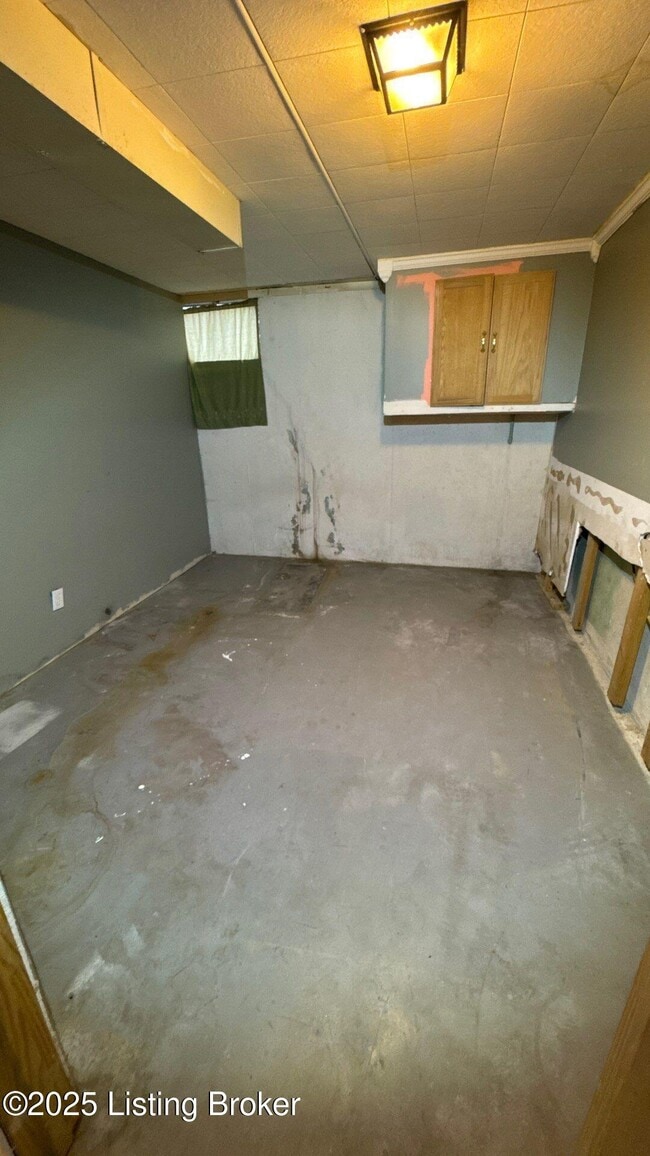 Building Photo - 5908 Ashby Ln