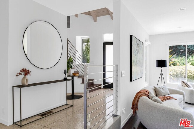 Building Photo - 3360 Ley Dr