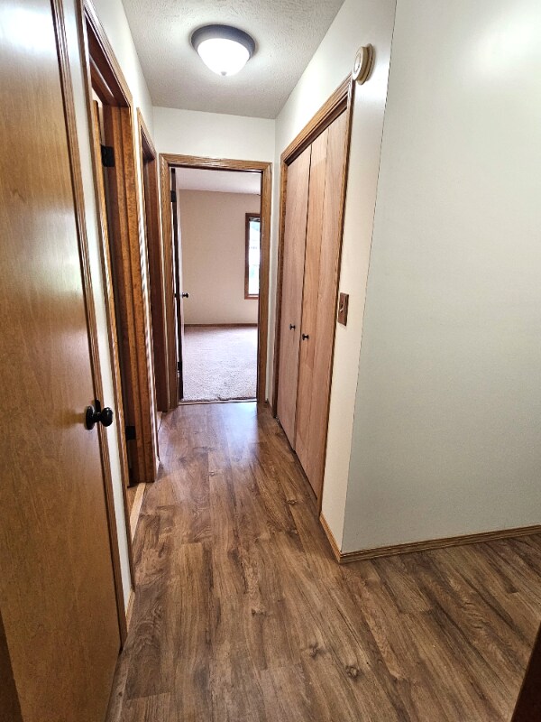 Building Photo - 11044 River Oaks Ln E