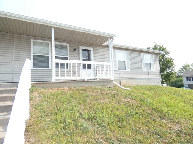 Primary Photo - 3612 NE 72nd St