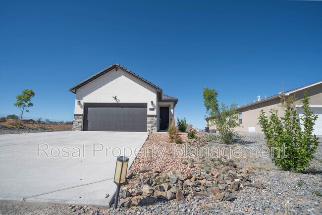 Building Photo - 933 Northern Blvd NE