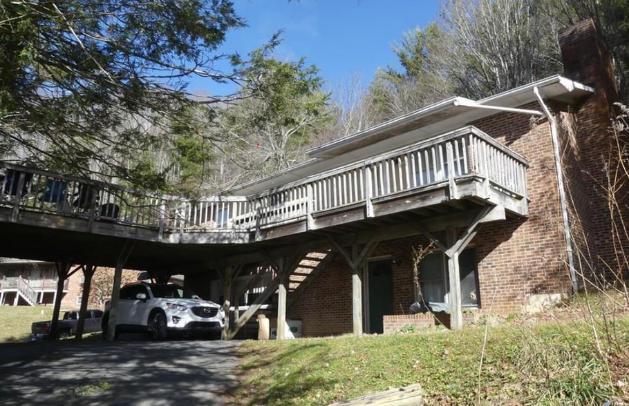 Building Photo - 875 Hodges Gap Rd