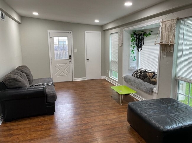 Building Photo - 4BR/2.5BA – Bright, Spacious & Move-In Ready