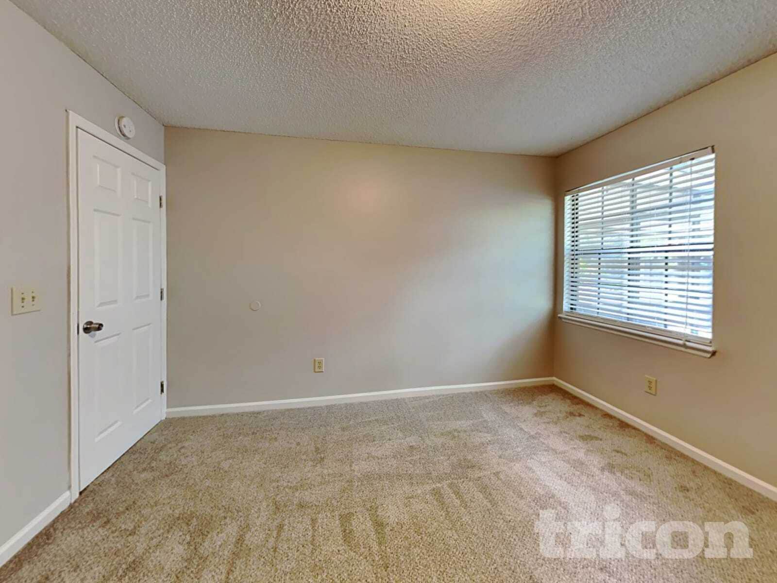 Building Photo - 2999 Tuscarora Tr
