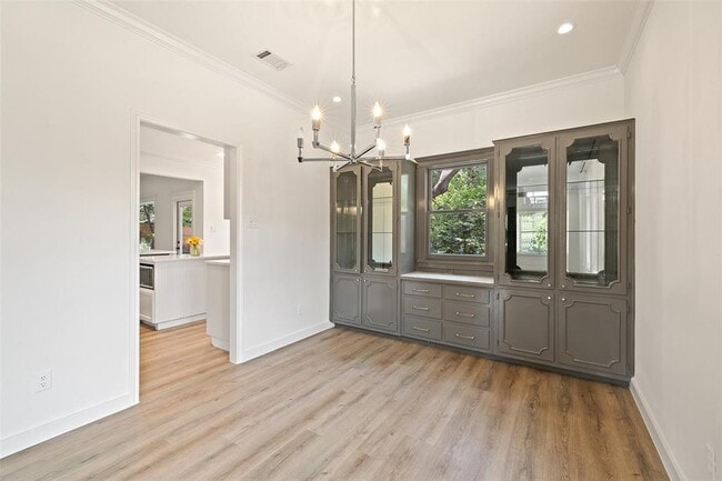 Building Photo - 5700 Carry Back Ln