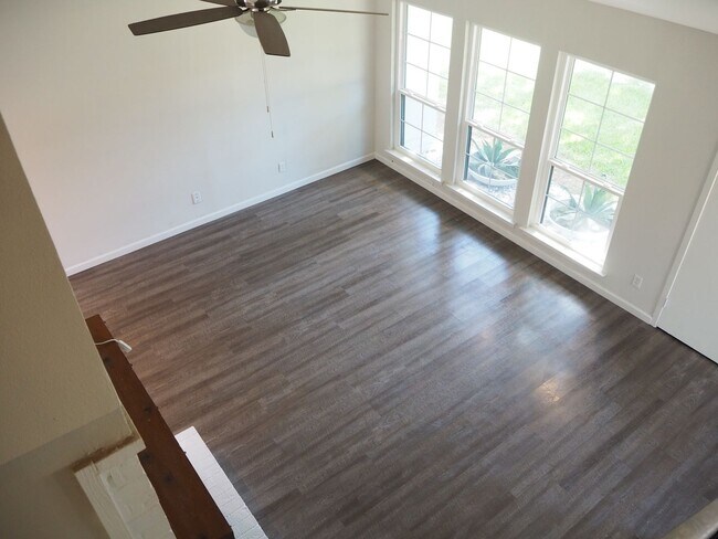 Building Photo - 3 Bed - 2.5 Bath in Flower Mound