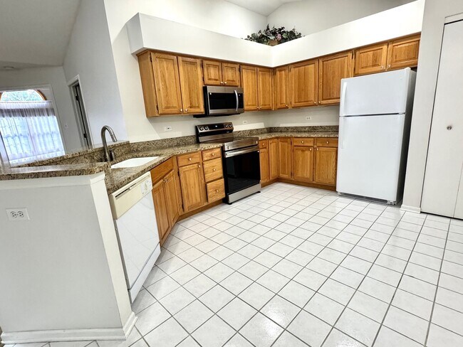 Building Photo - 403 Feldner Ct