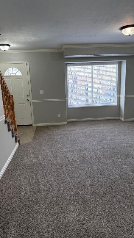 Building Photo - 365 E 760 N