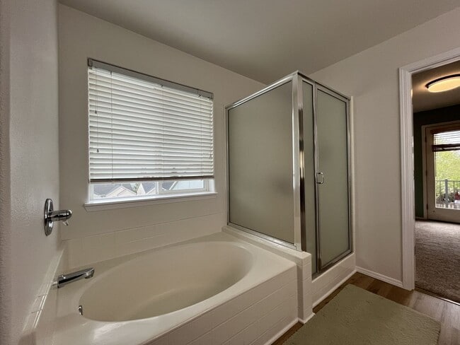 Building Photo - Elegant 5BR + Bonus Room Home with Bay Windows, Entertainment Room & Oversized Primary Retreat