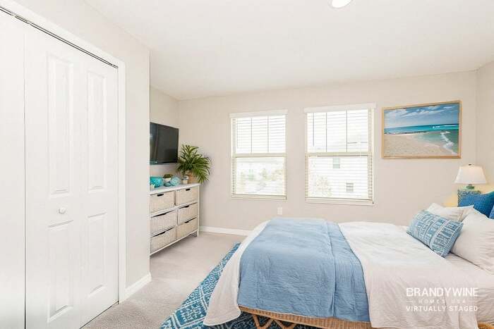 Building Photo - 5612 Mercado Dr