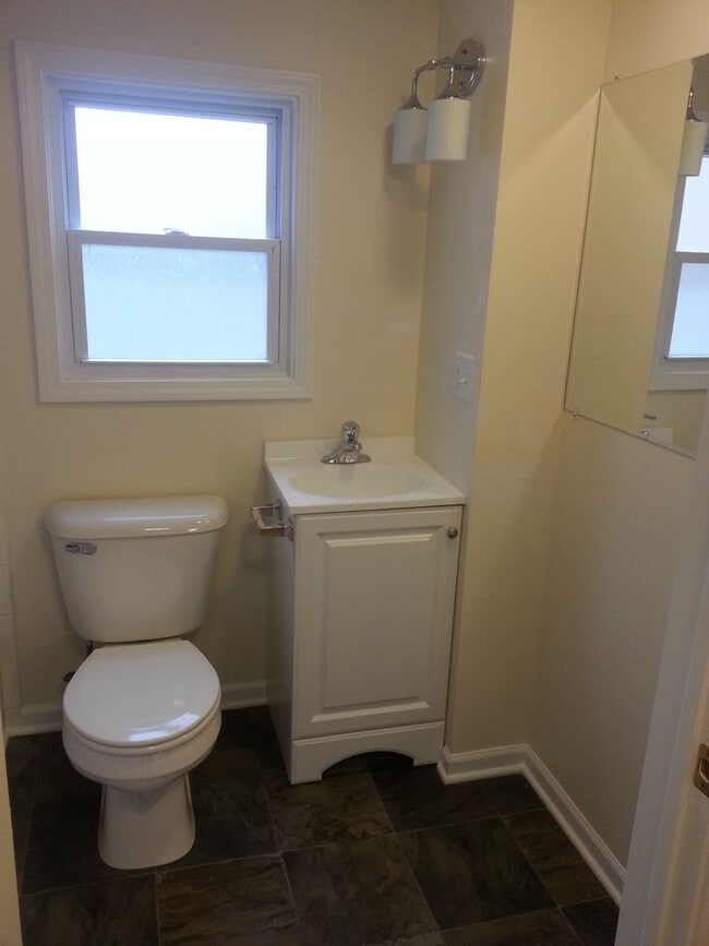 Building Photo - 1600 Jackson