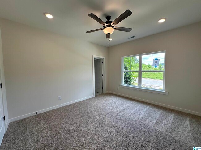 Building Photo - 1008 Unali Ln