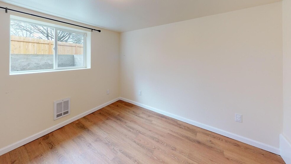 Building Photo - 4356 Cheasty Blvd S