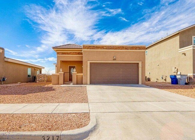 Building Photo - Cozy and Beautiful Home-3217 Willie Cager El Paso, Texas 79938 Lease today!