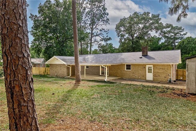 Building Photo - 6433 Milford Rd