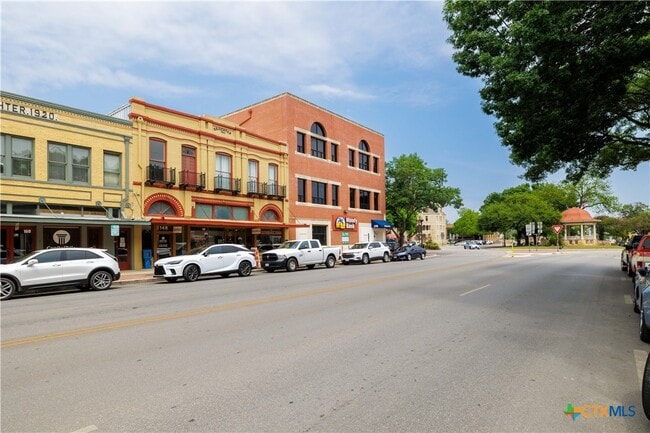 Building Photo - 142 West St