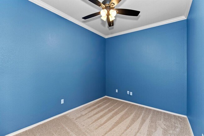 Building Photo - 129 Bracken Fern Ln