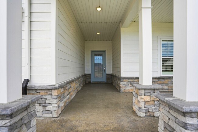 Building Photo - 2035 Prestwick Pl
