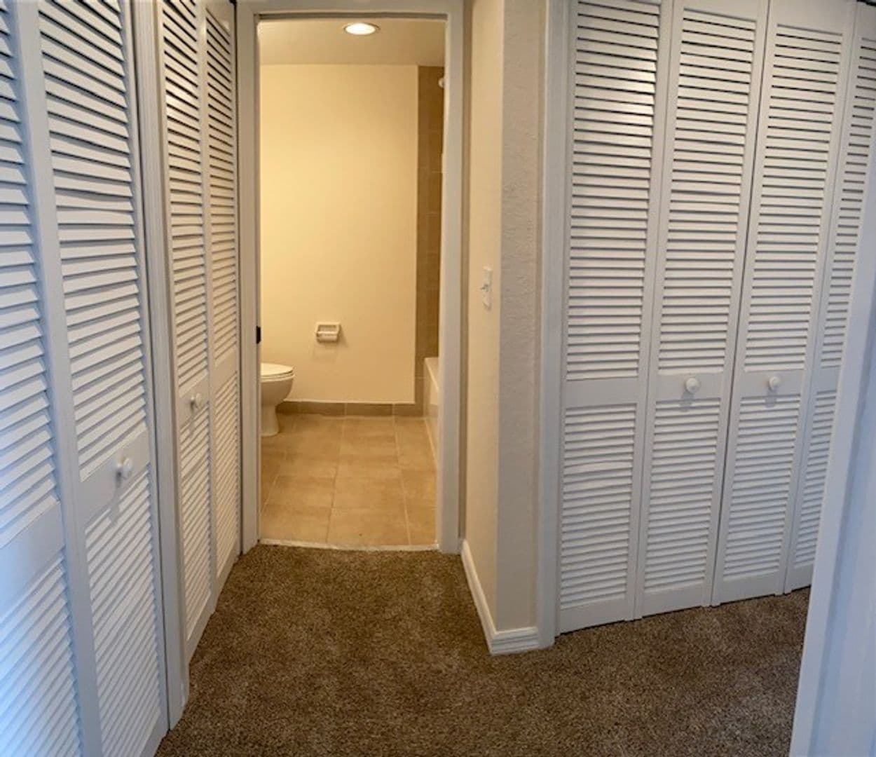 Building Photo - Coming soon  Ground Floor  2/2 Condo off Six Mile Cypress