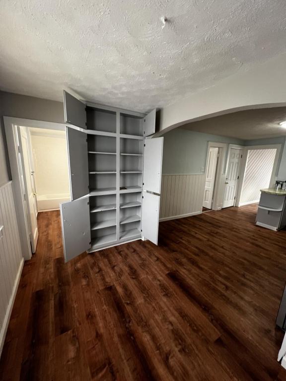 Building Photo - 44 7th Ave