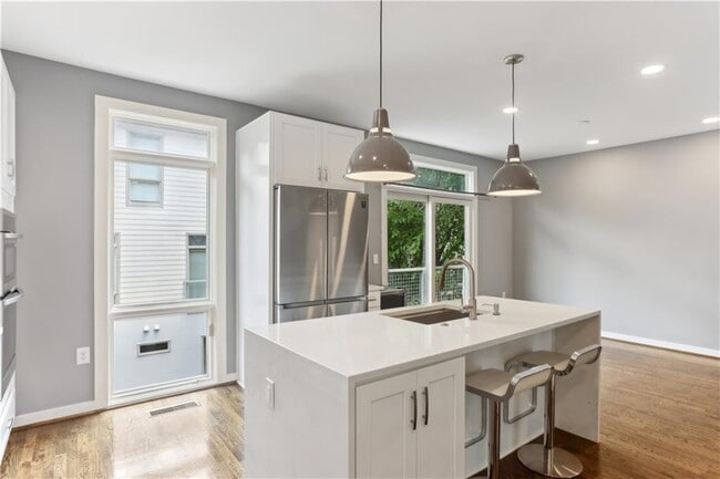 Building Photo - 1385 Stirling Cir NW