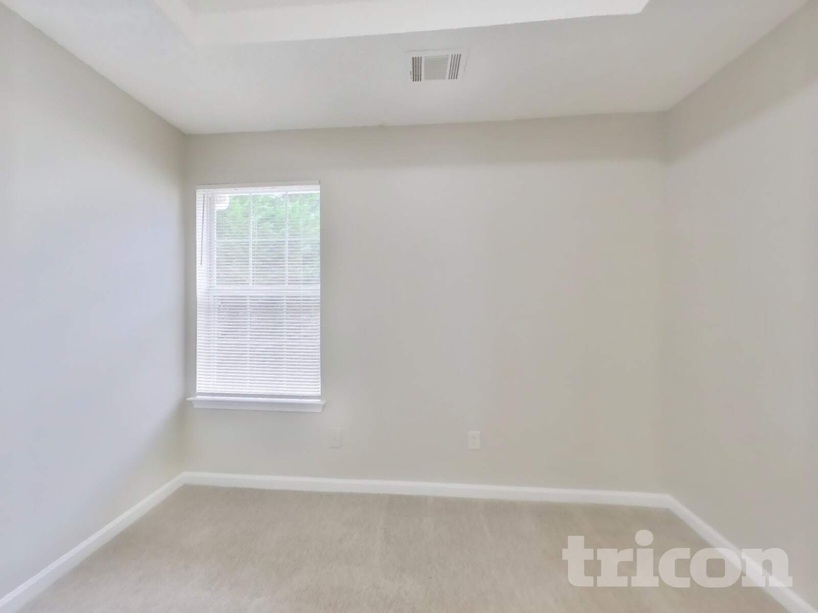 Building Photo - 5431 Sapphire Cir