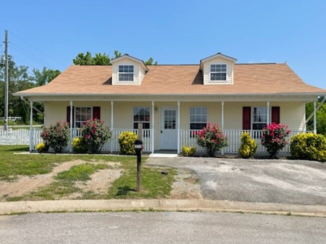 Primary Photo - Home Sweet Home