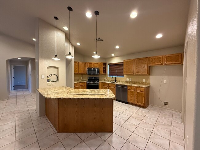 Building Photo - 7525 E 26th St