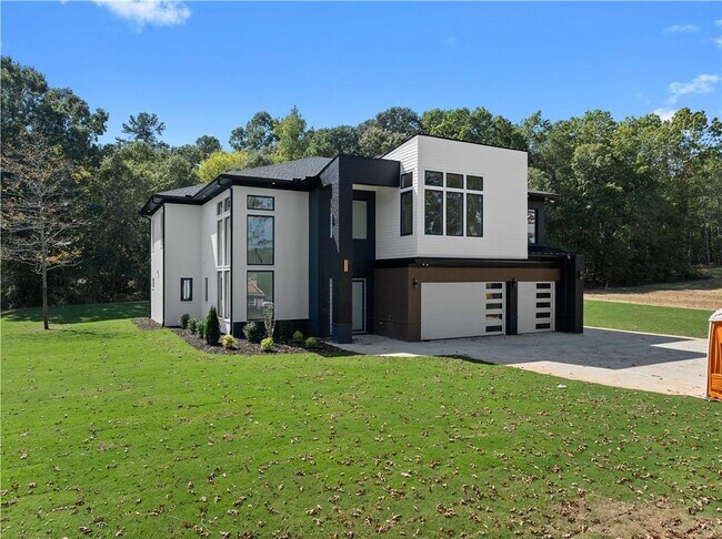 Building Photo - 1660 Union Grove Church Rd