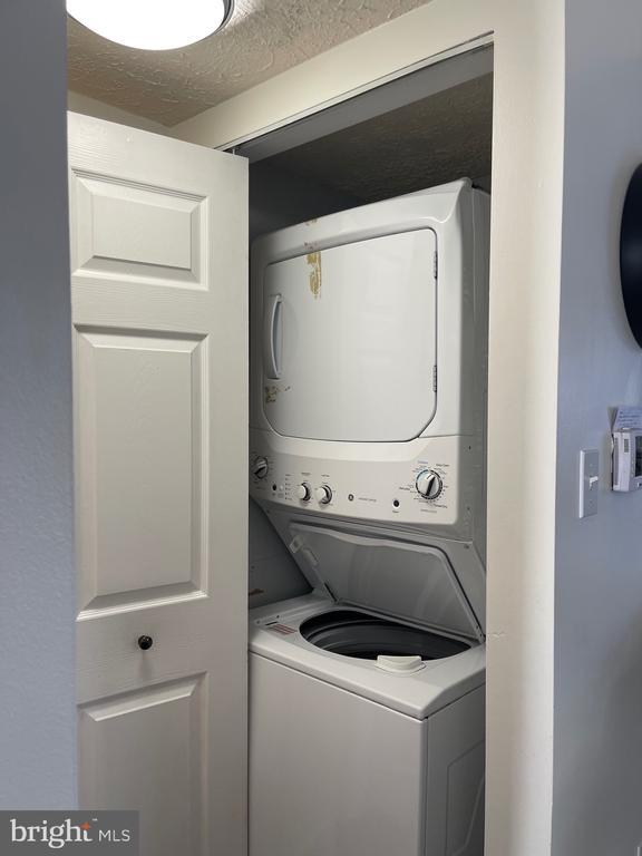 Building Photo - 2960 McGee Way