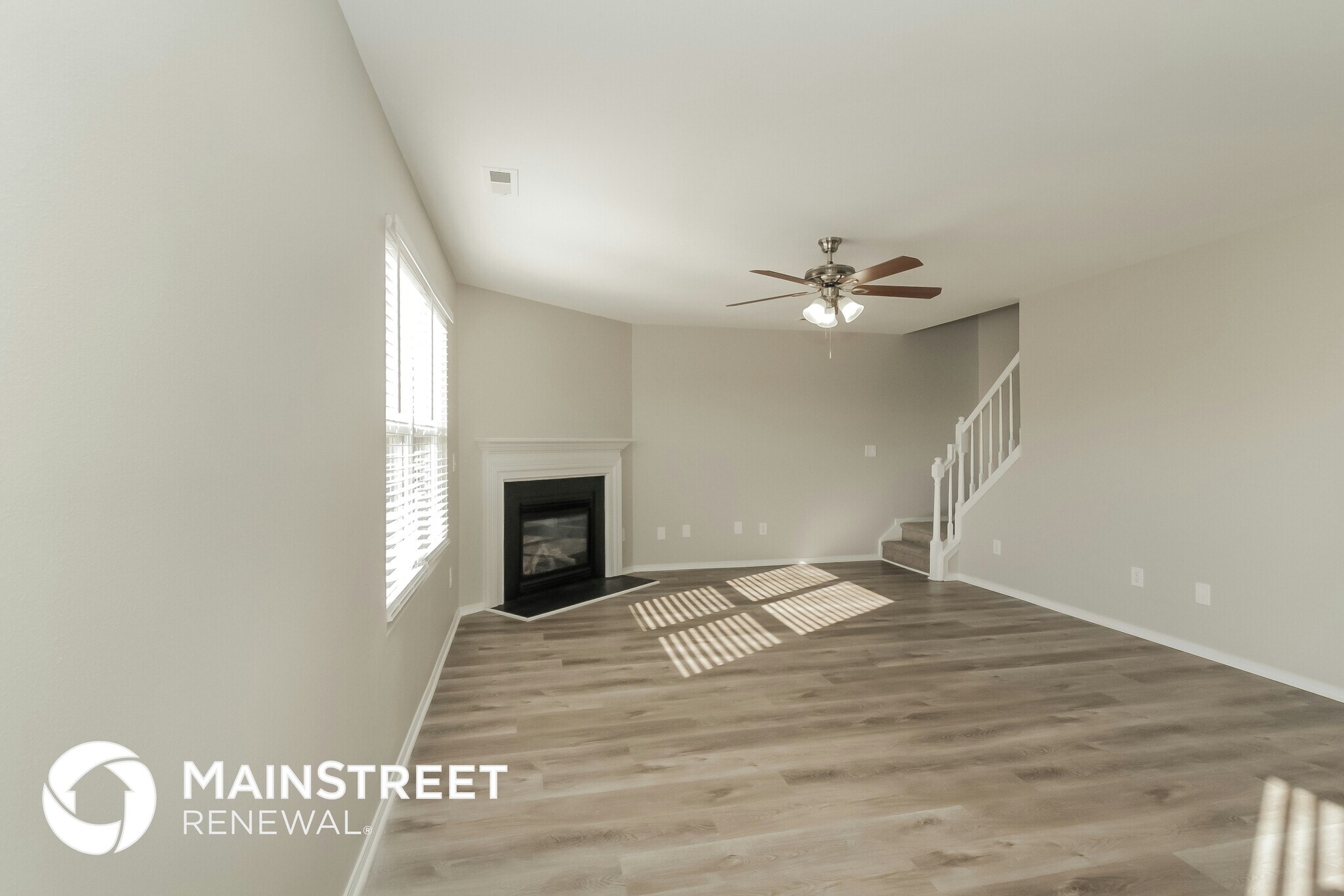 Building Photo - 11023 Thousand Oaks Dr