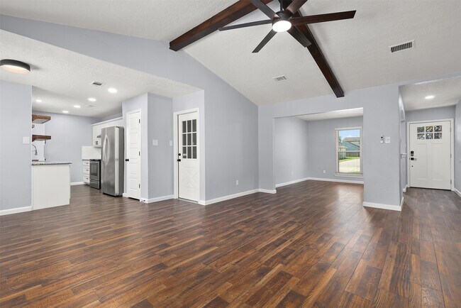 Building Photo - 7314 Robin St