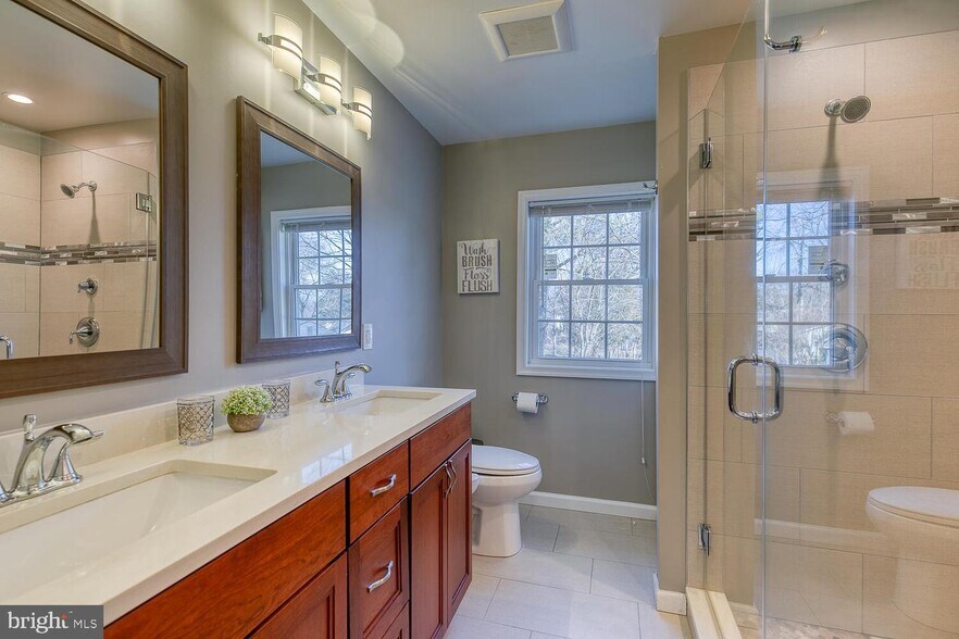 Building Photo - 1206 Riggs Ct