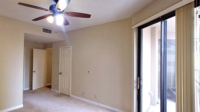 Building Photo - 3350 McCue Rd