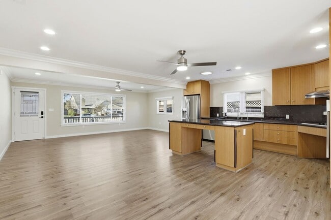 Building Photo - Turnkey Open-Concept Home with Central A/C & Solar