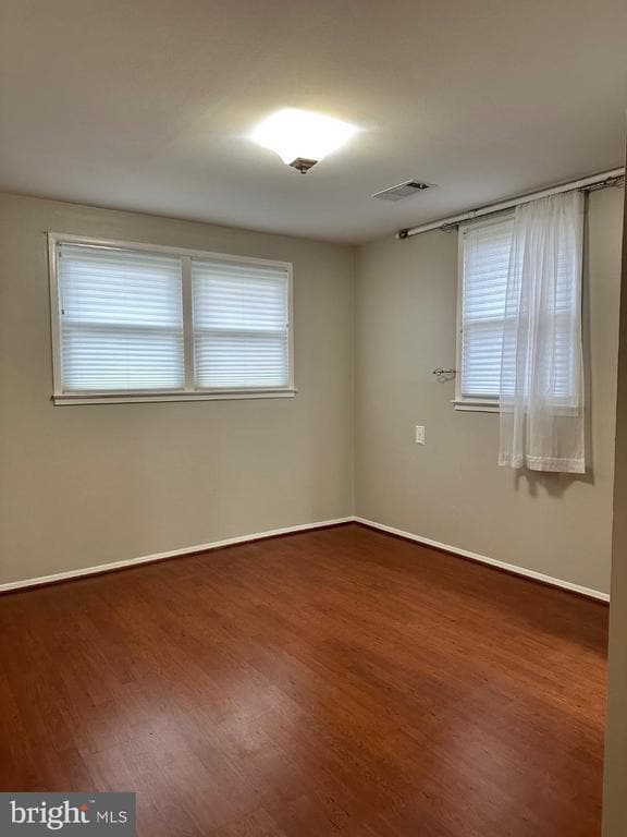 Building Photo - 8140 Drayton Ln