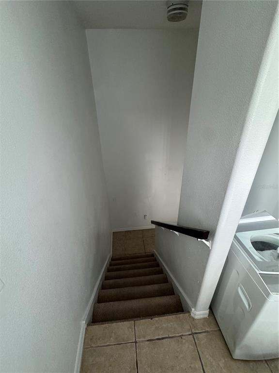 Building Photo - 3063 St Clair Ave