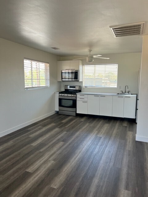 Building Photo - 746 W Turney Ave, Apt 9